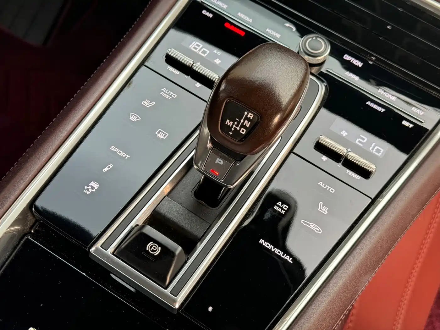 Porsche Panamera 2019 Panamera 2.9T фото 12