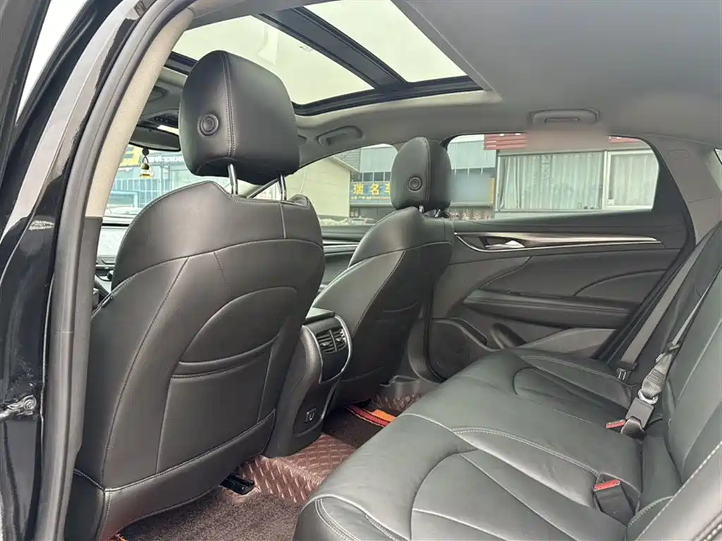 Buick LaCrosse 2022 652T Luxury фото 23