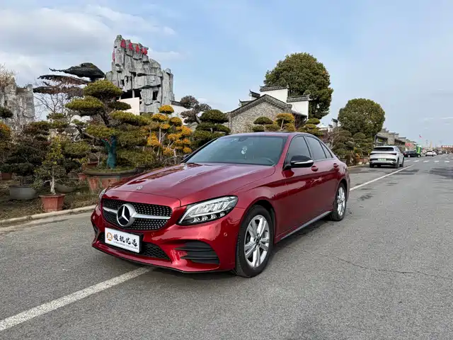 MERCEDES-BENZ C CLASS