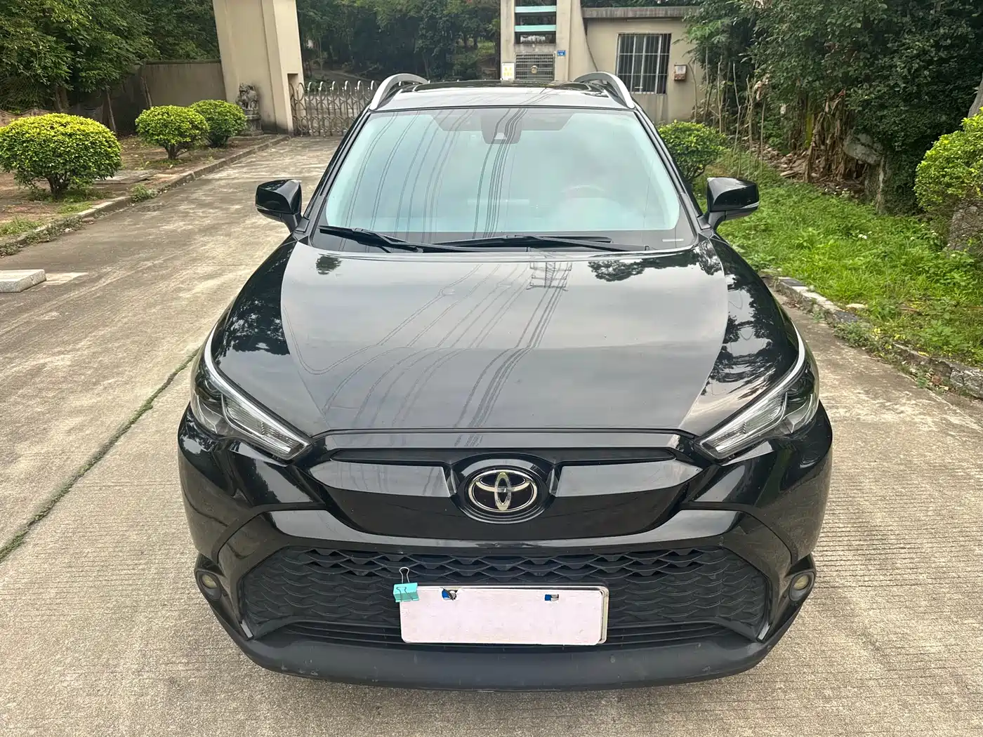 Toyota Frontlander 2022 2.0L CVT Leading Edition фото 3