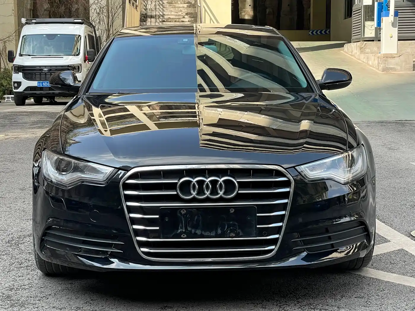 Audi A6L 2014 TFSI Comfort фото 2