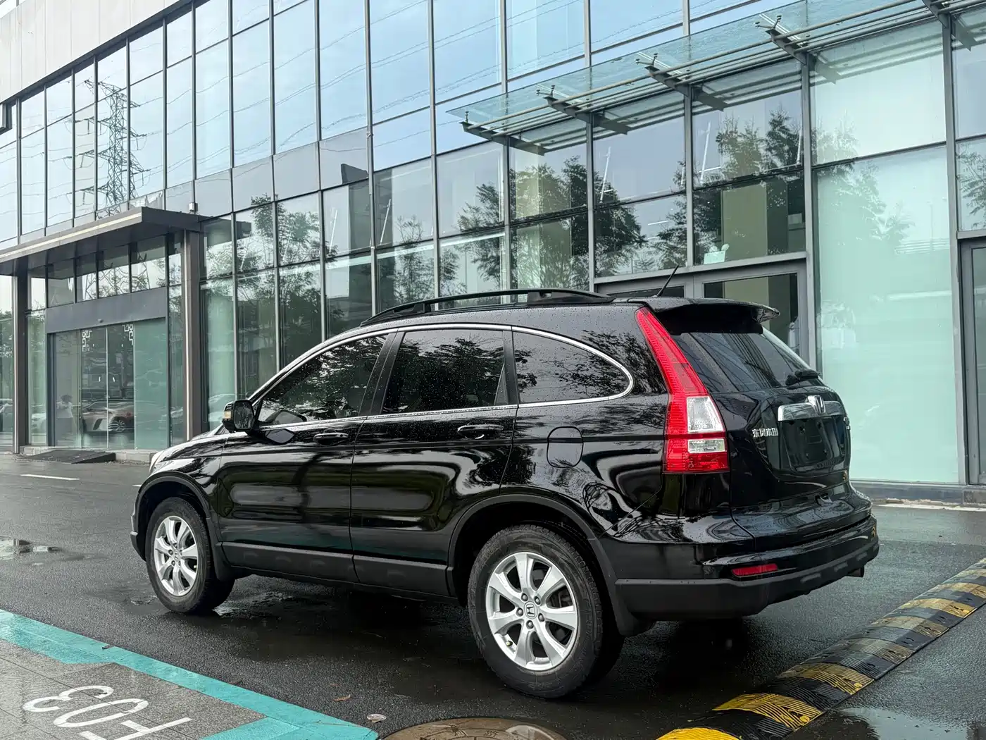 Honda CR-V 2011 2010 2.0L Automatic 4WD Classic Edition
