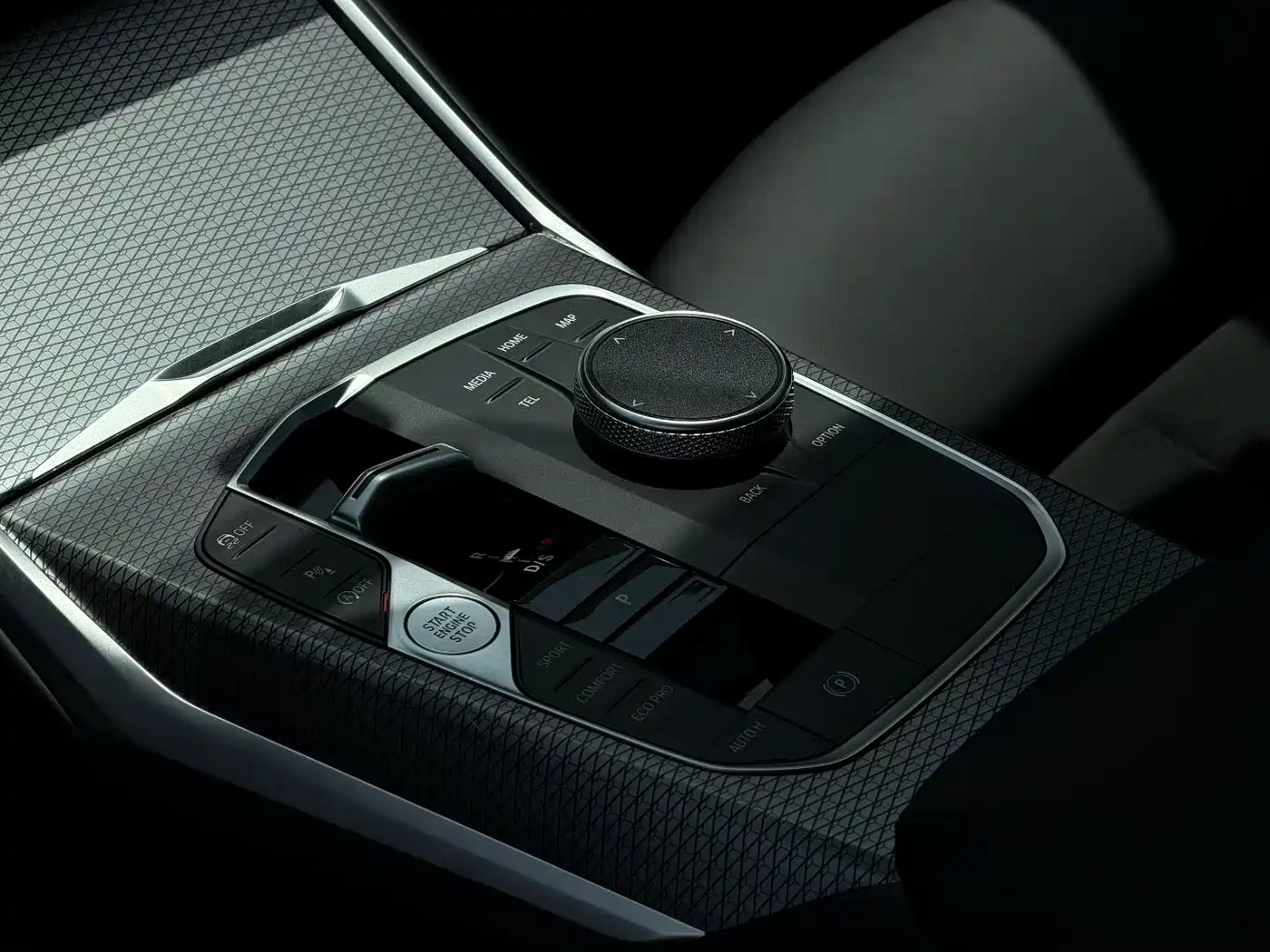 BMW 2 Series (Import) 2023 225i M Sport Black Night Package фото 6