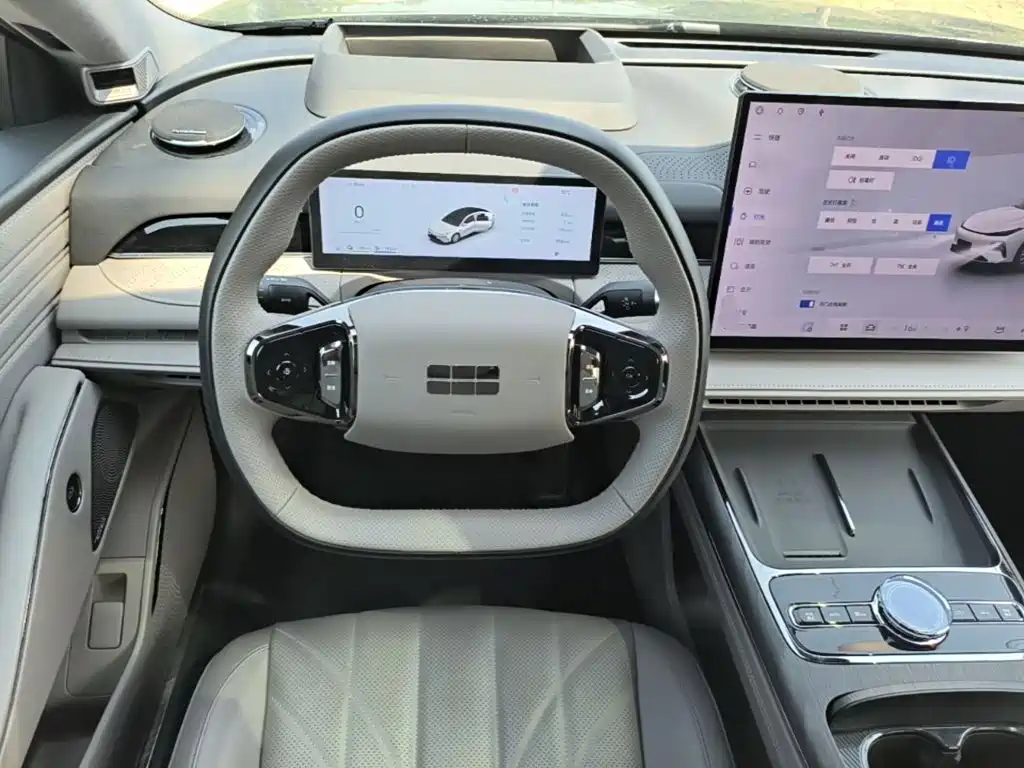 Geely Galaxy Galaxy Xingyao 8 2025 2025 130km EM-P Starship Edition