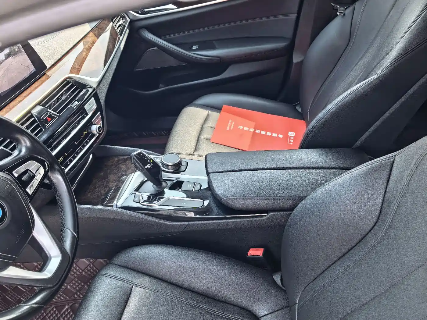 BMW 5 Series 2019 525Li Luxury Package фото 11