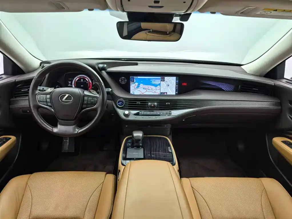 Lexus LS 2020 500h Excellence (China V) фото 4