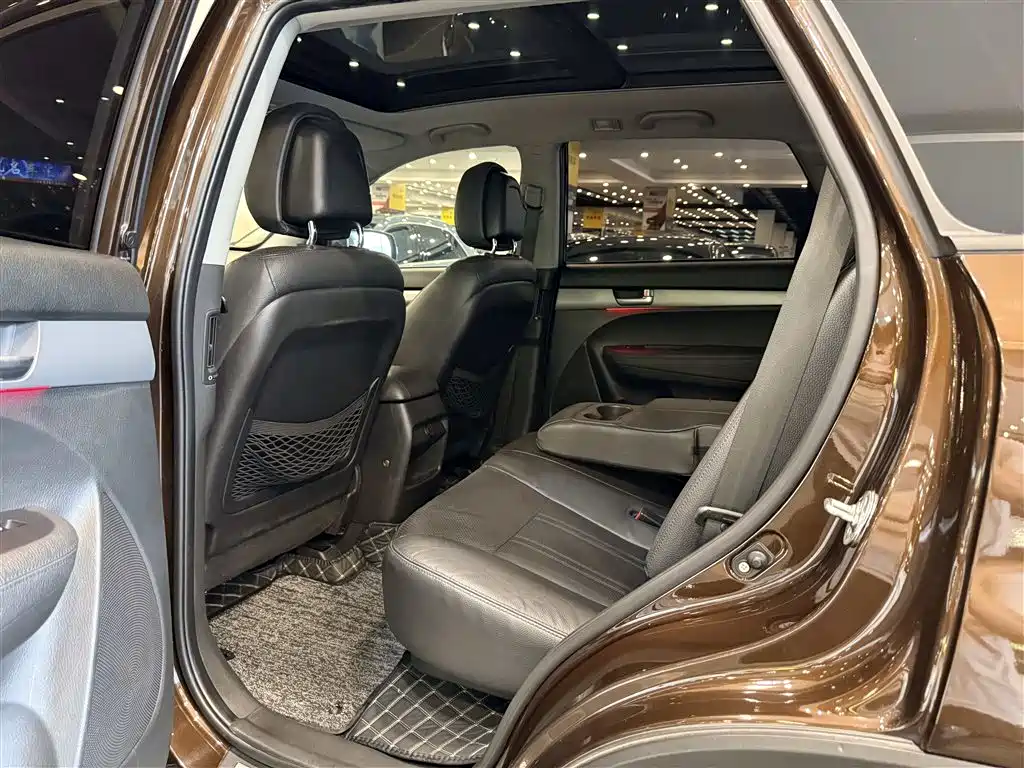 Kia Sorento 2014 2013 2.4L 7-seater Gasoline Premium Version China IV