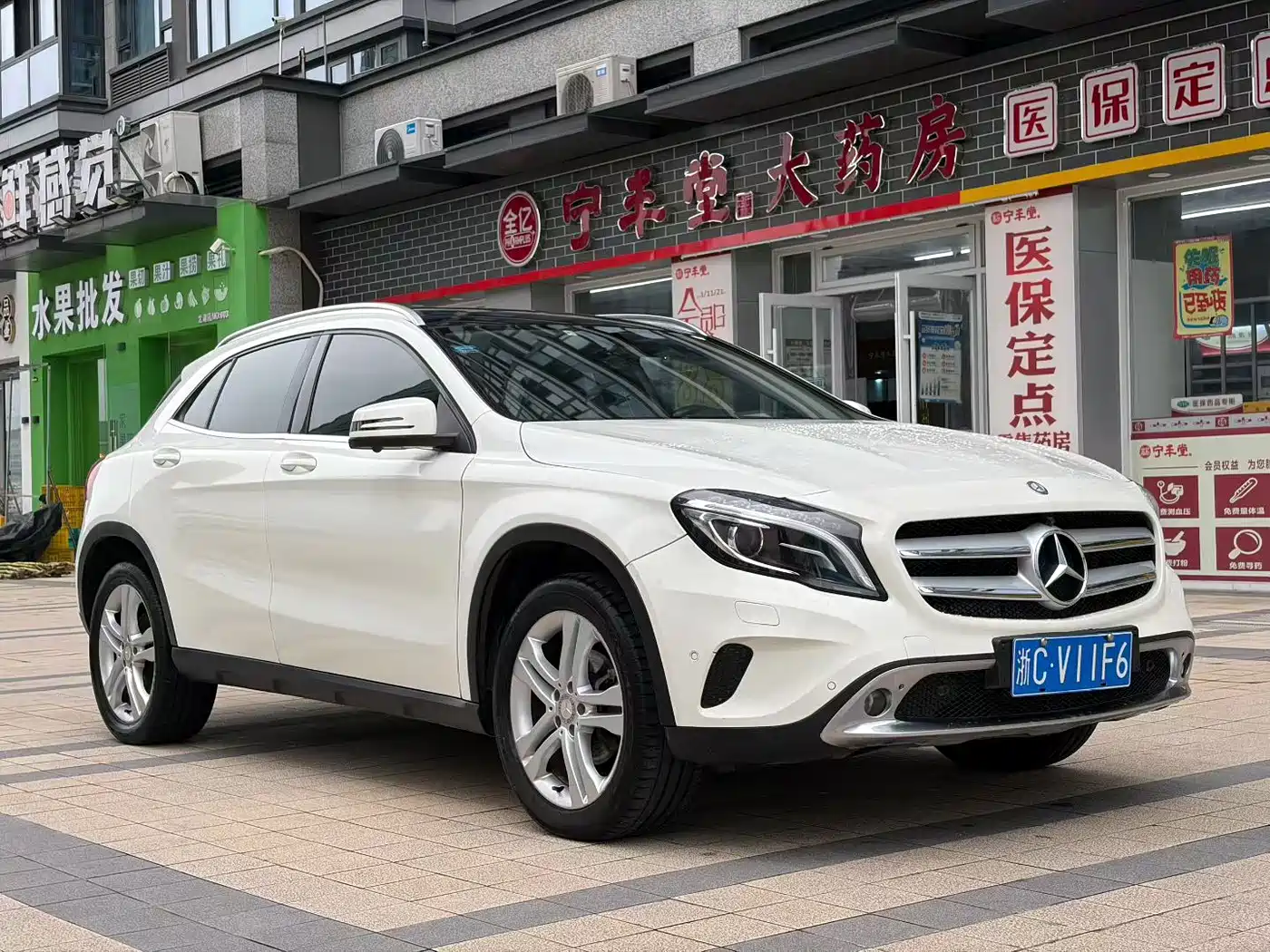 Mercedes-Benz GLA (Import) 2015 GLA 200 фото 3