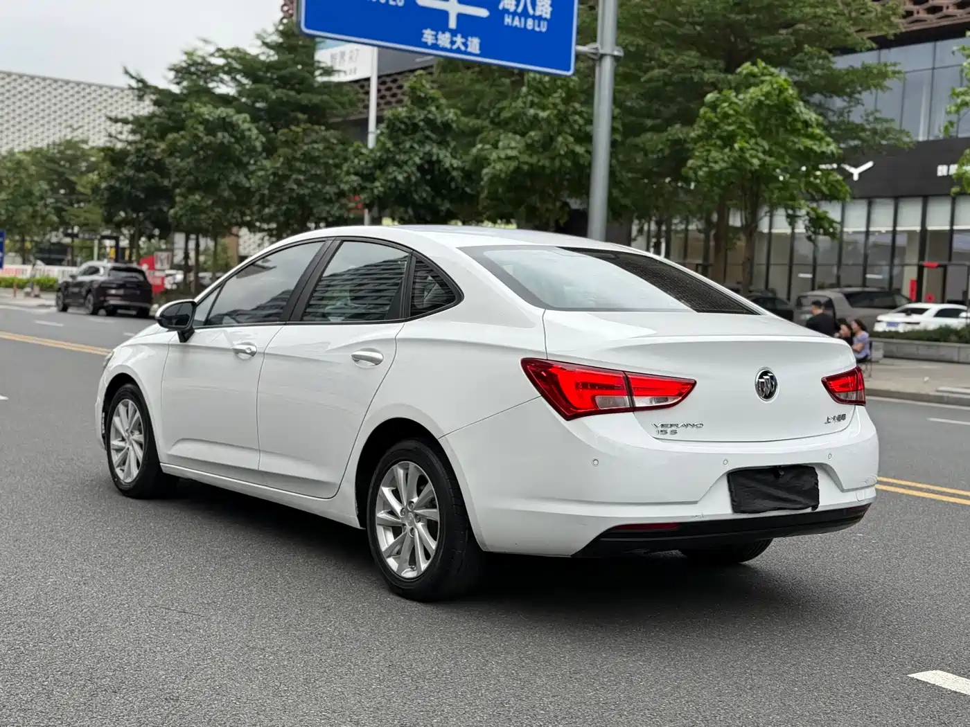 Buick Verano 2018 Sedan 15S Automatic Leading фото 6