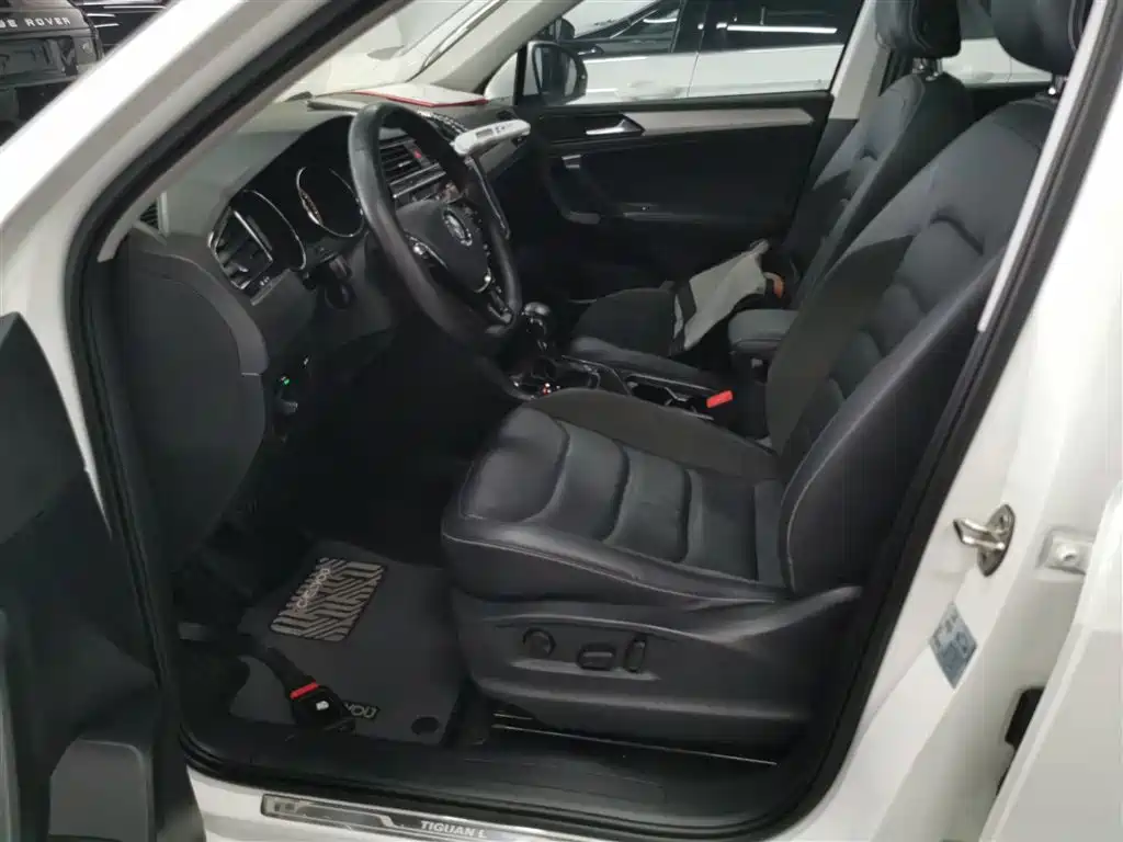 Volkswagen Tiguan L 2019 Facelift 330TSI Auto 2WD Panorama Comfort China VI фото 15