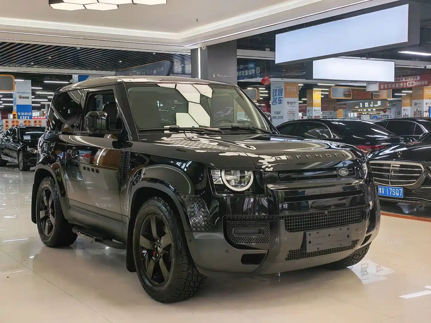 Land Rover Defender 2025 2024 90 2.0T P300 S