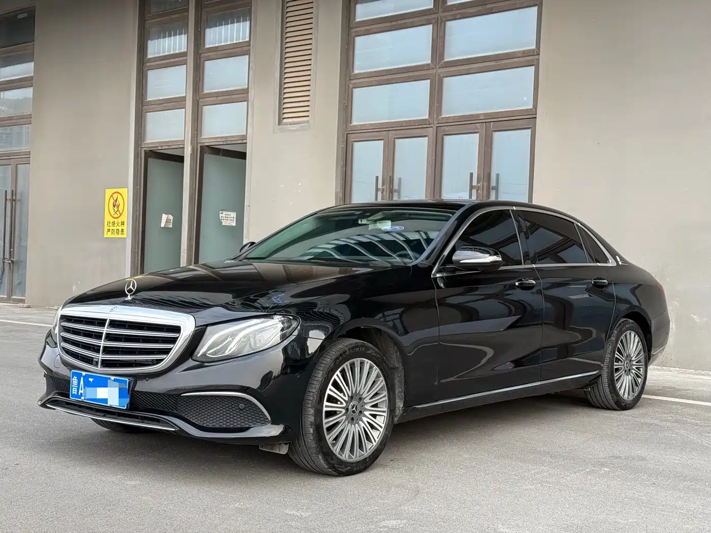 Mercedes-Benz E-Class 2020 E 300 L Fashion