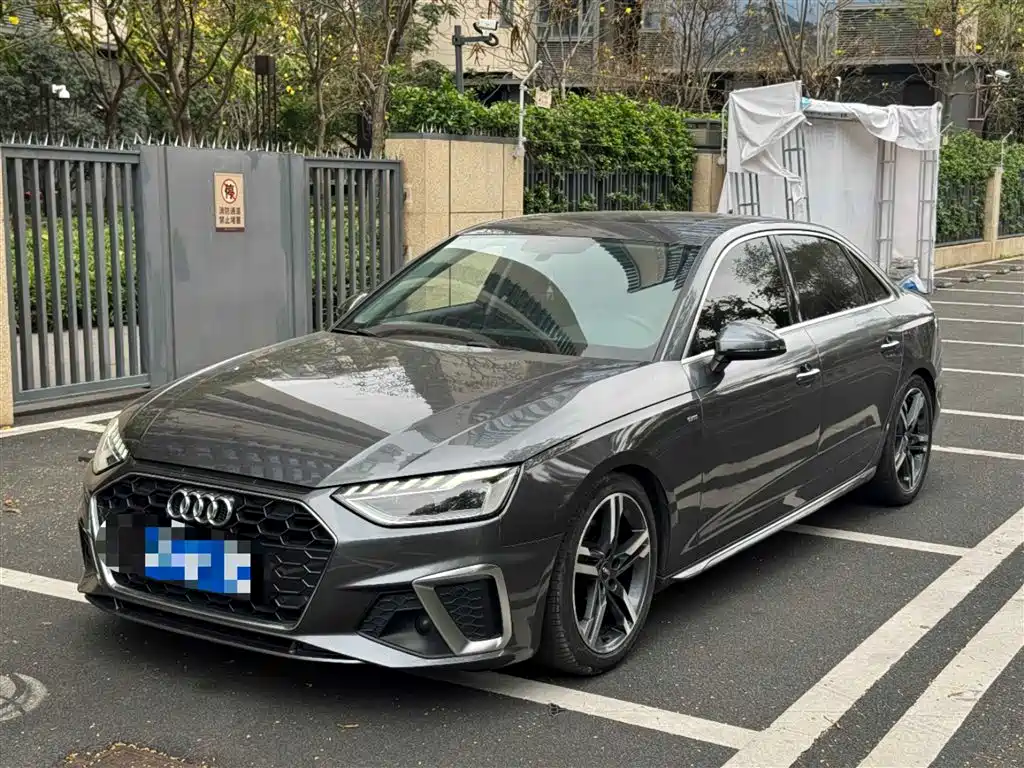 Audi A4L 2020 40 TFSI Fashion Dynamic Edition
