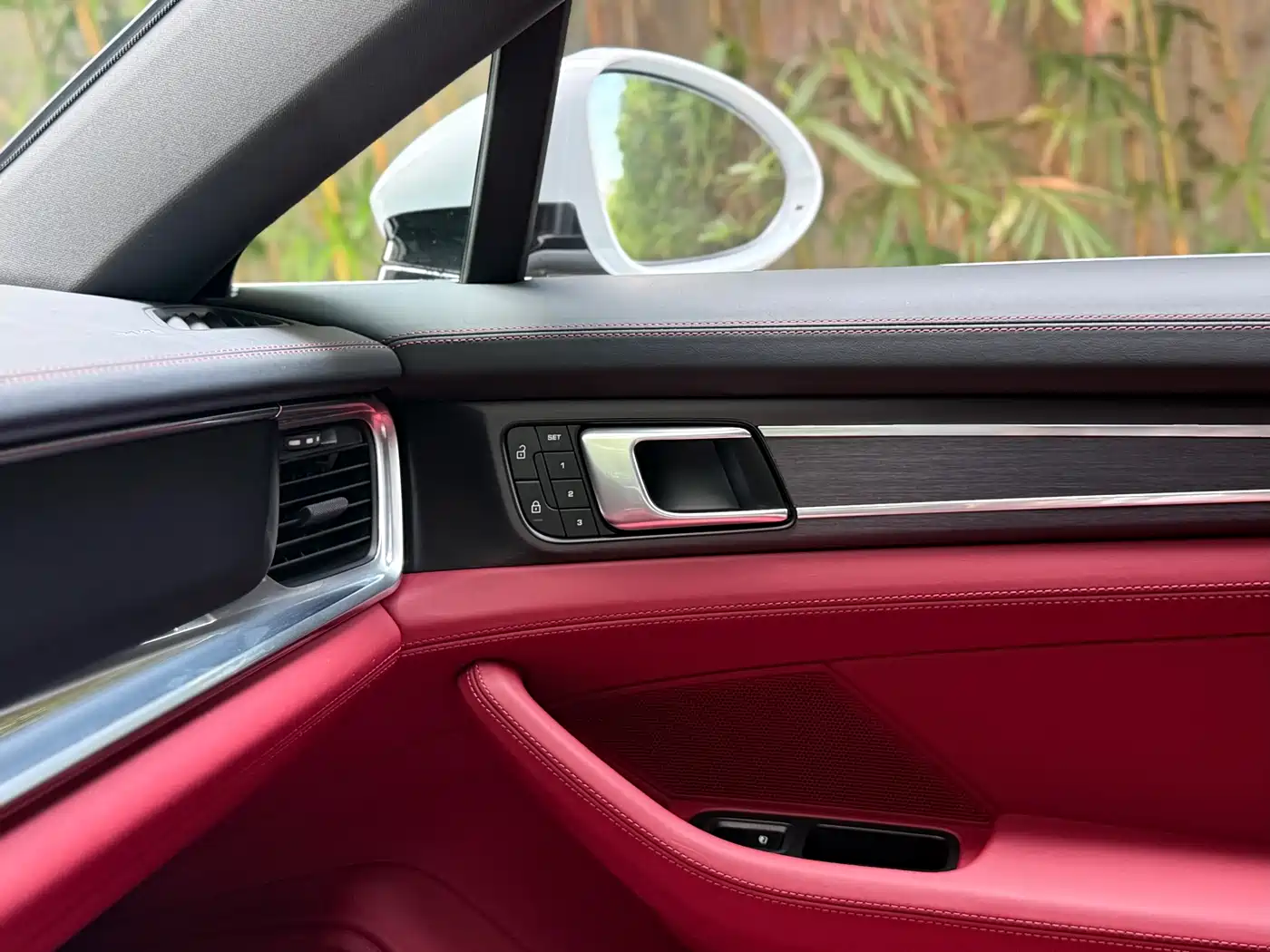 Porsche Panamera 2023 Facelift Panamera 2.9T Platinum Edition фото 24