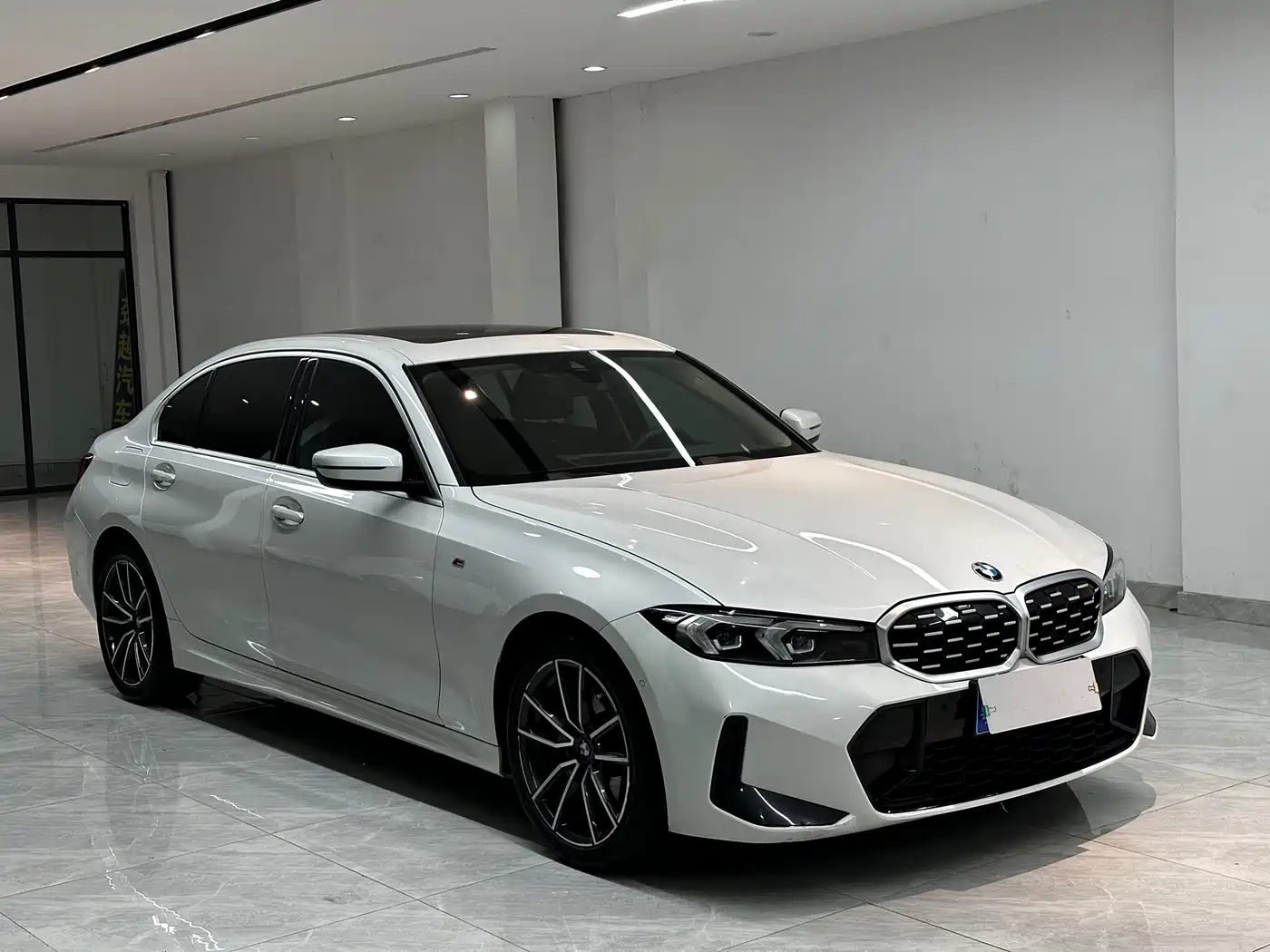 BMW 3 Series 2023 325Li M Sport Package фото 3