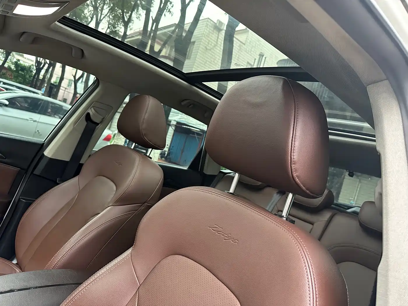 Фото 11 - Zotye T600