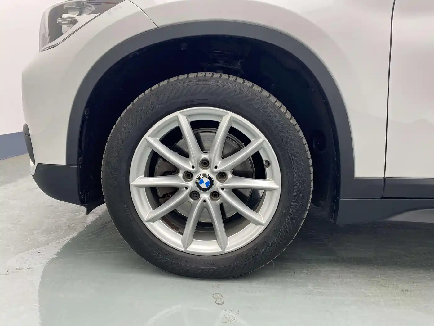 BMW X1 2018 sDrive18Li Fashion Model фото 10