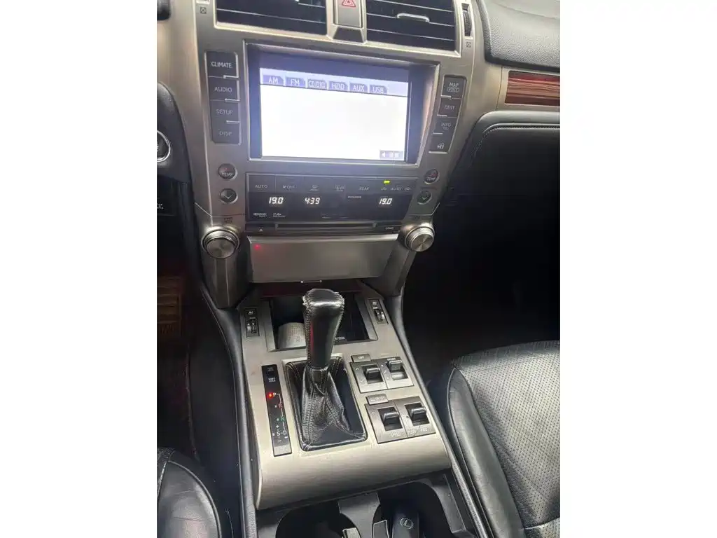 Фото 5 - Lexus GX