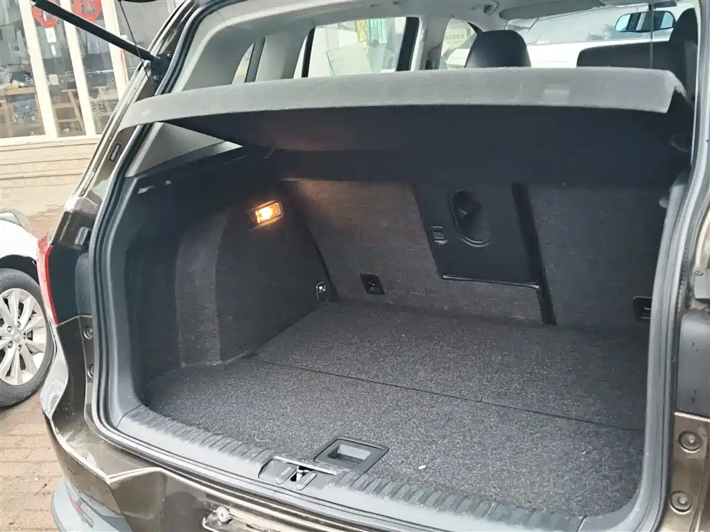 Volkswagen Tiguan 2015 1.8TSI Automatic 2WD Trendline фото 15