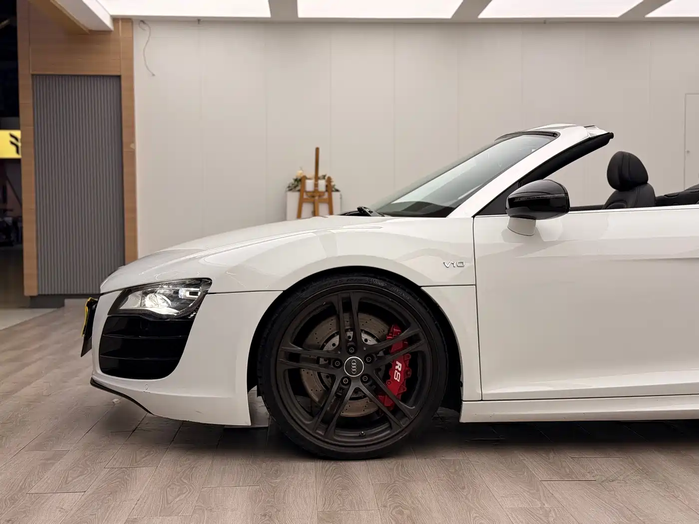Audi R8 2011 Spyder 5.2 FSI quattro фото 5