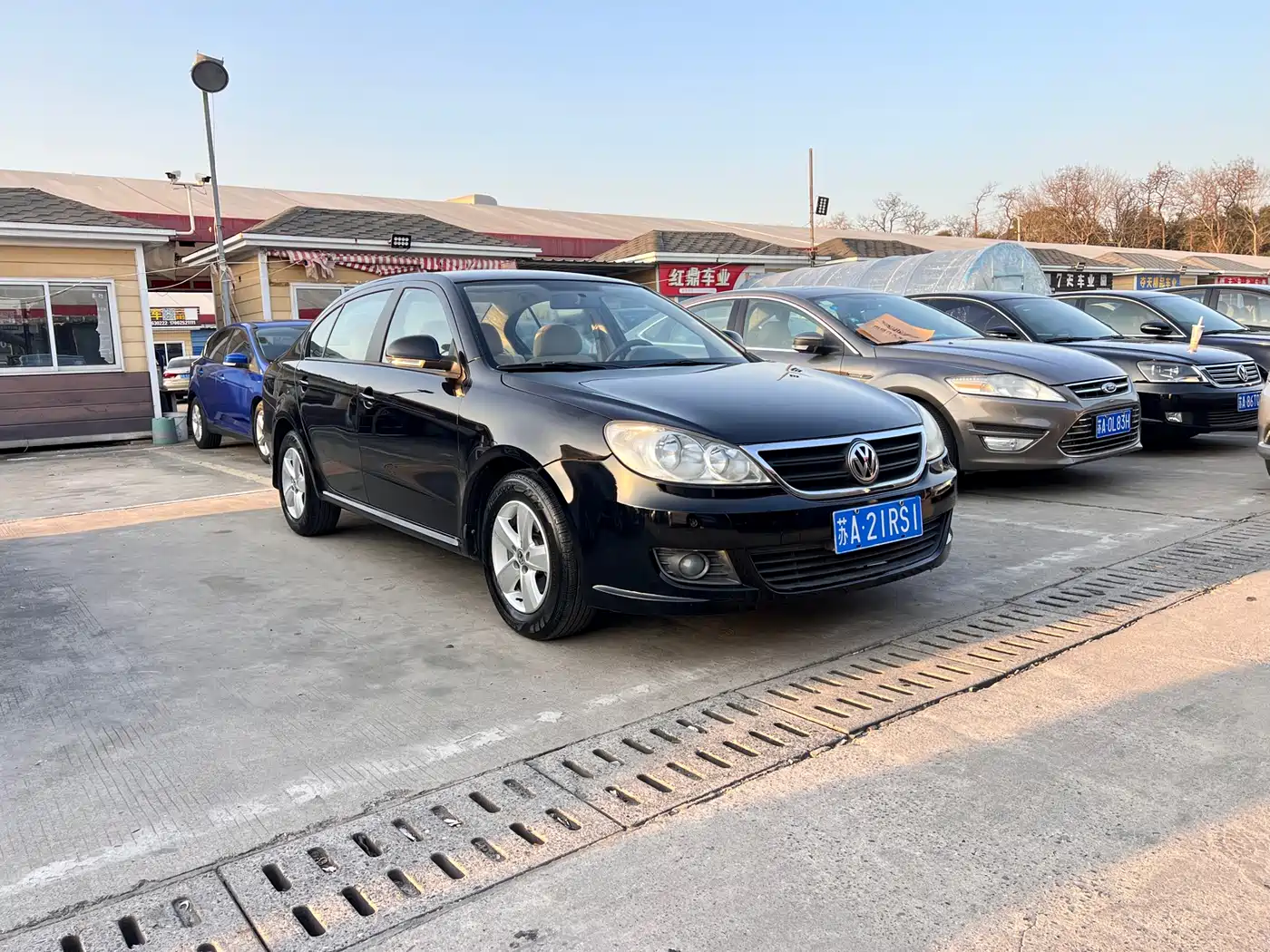 Volkswagen Lavida 2013 Classic 1.6L Manual Style Edition фото 2
