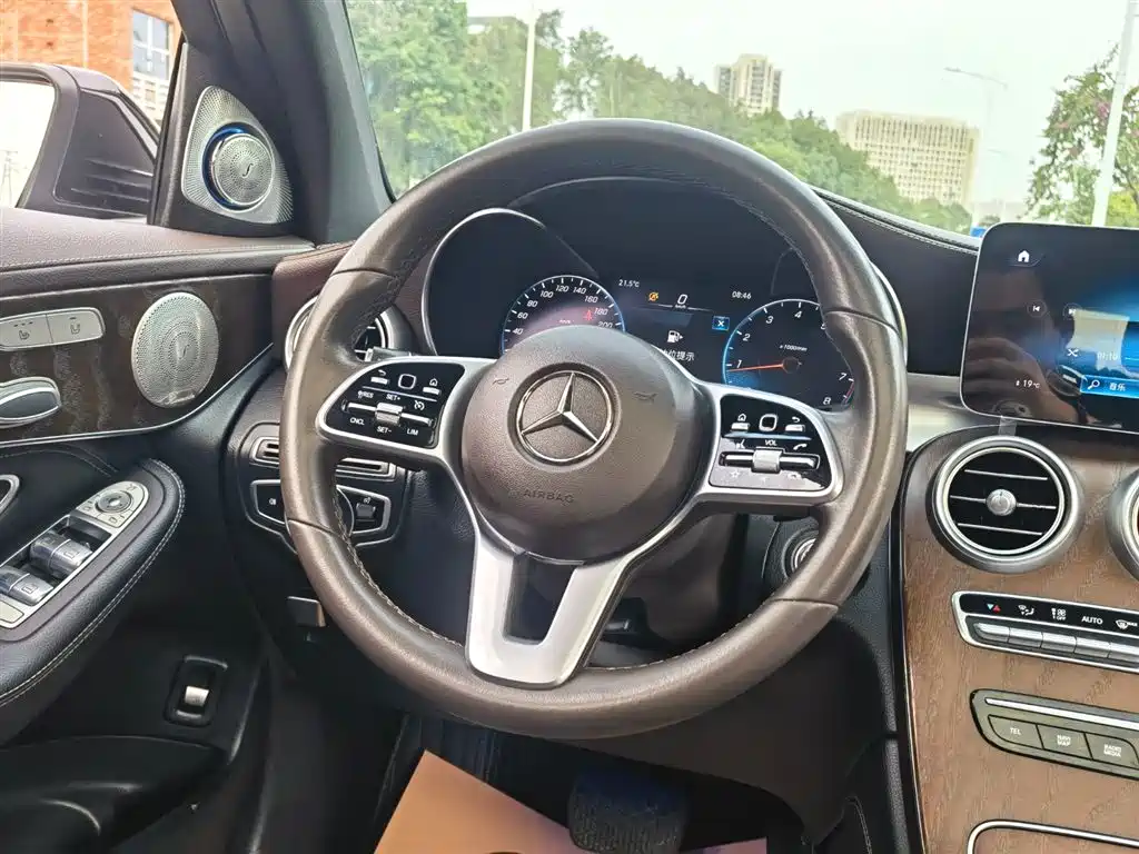 Mercedes-Benz GLC 2020 GLC 260 L 4MATIC Luxury фото 12