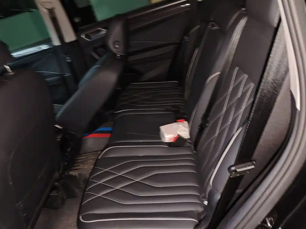 Volkswagen Tiguan L 2022 330TSI Automatic 2WD Comfort Edition фото 17