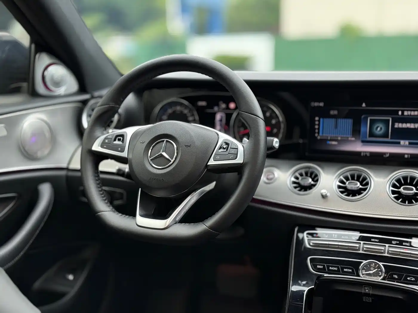 Mercedes-Benz E-Class 2017 E 300 Sport фото 12