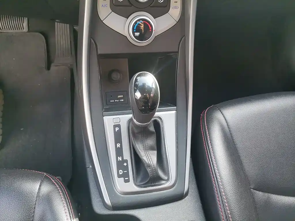 Hyundai Langdong 2016 1.6L Automatic Smart Edition фото 10