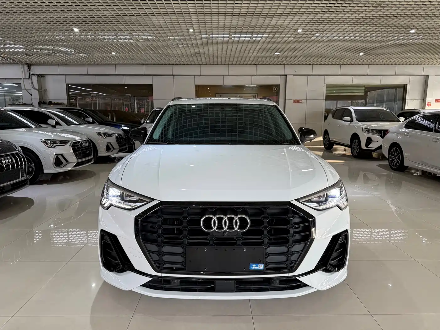 Audi Q3 2022 35 TFSI Fashion Dynamic фото 2