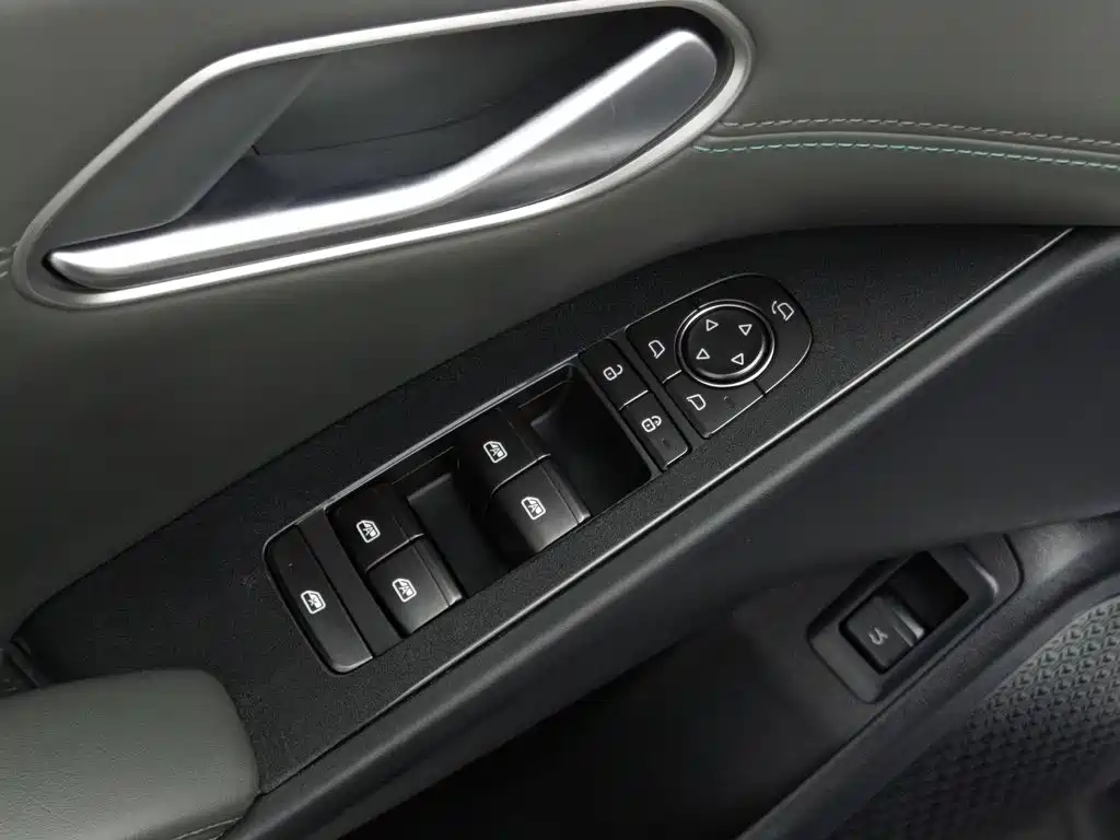 BYD Qin L, миниатюра 9