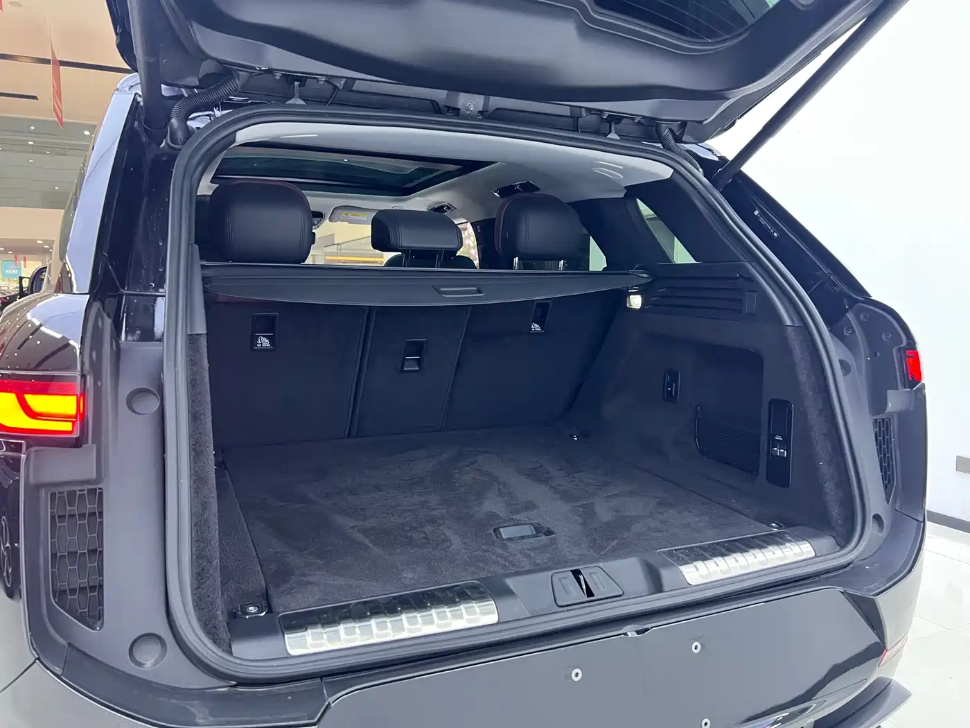 Land Rover Range Rover Sport 2024 400PS Dynamic SE фото 21