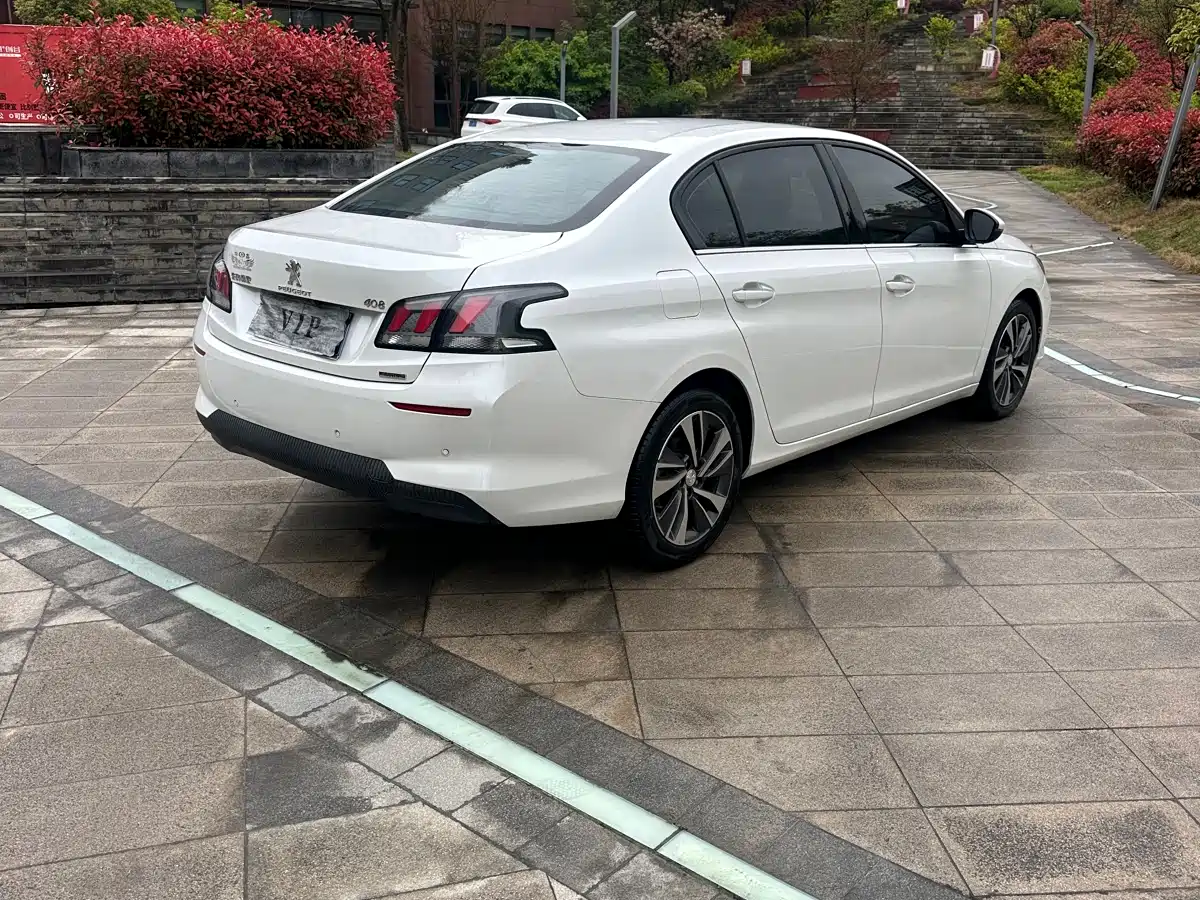 Peugeot 408 2020 360THP 10th Anniversary Commemorative Edition фото 6