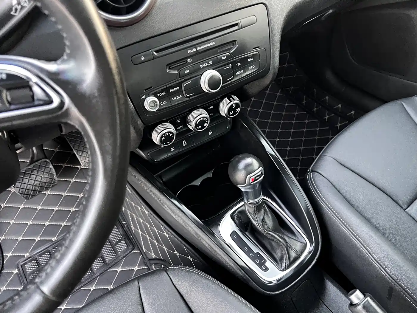 Audi A1 2014 30 TFSI Luxury фото 10