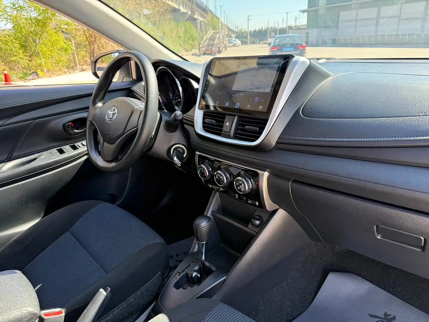 Toyota YARiS L Zhi Xuan 2016 Facelift 1.5E CVT Charming Edition фото 13