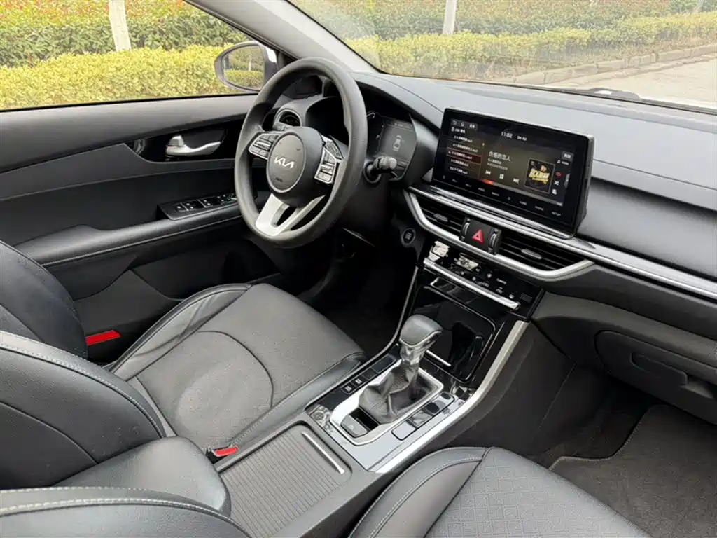 Kia K3 2021 Facelift 1.5L CVT Fashion Edition фото 18