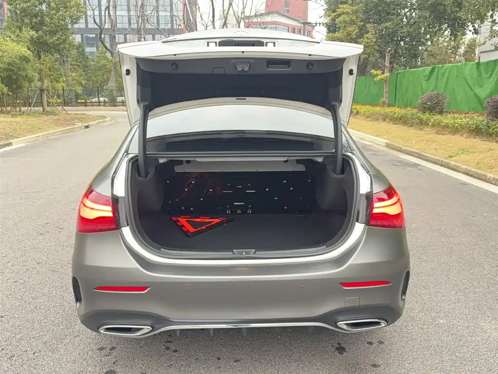 Mercedes-Benz A-Class 2023 A 200 L Fashion фото 16