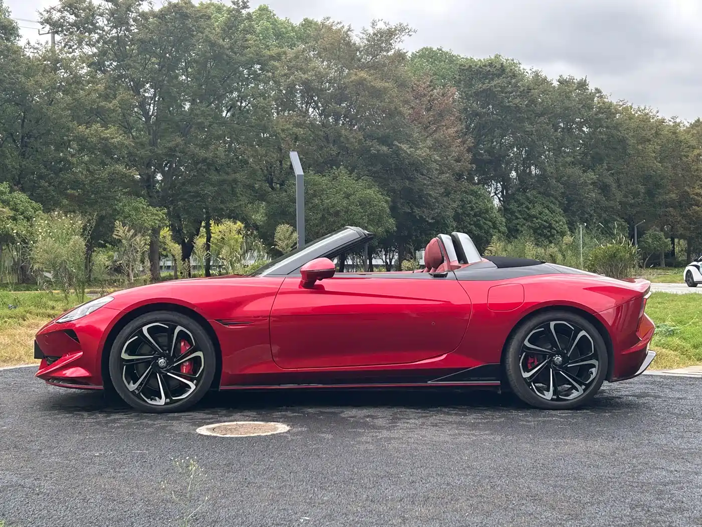 MG Cyberster 2026 2024 520km Legendary AWD Version