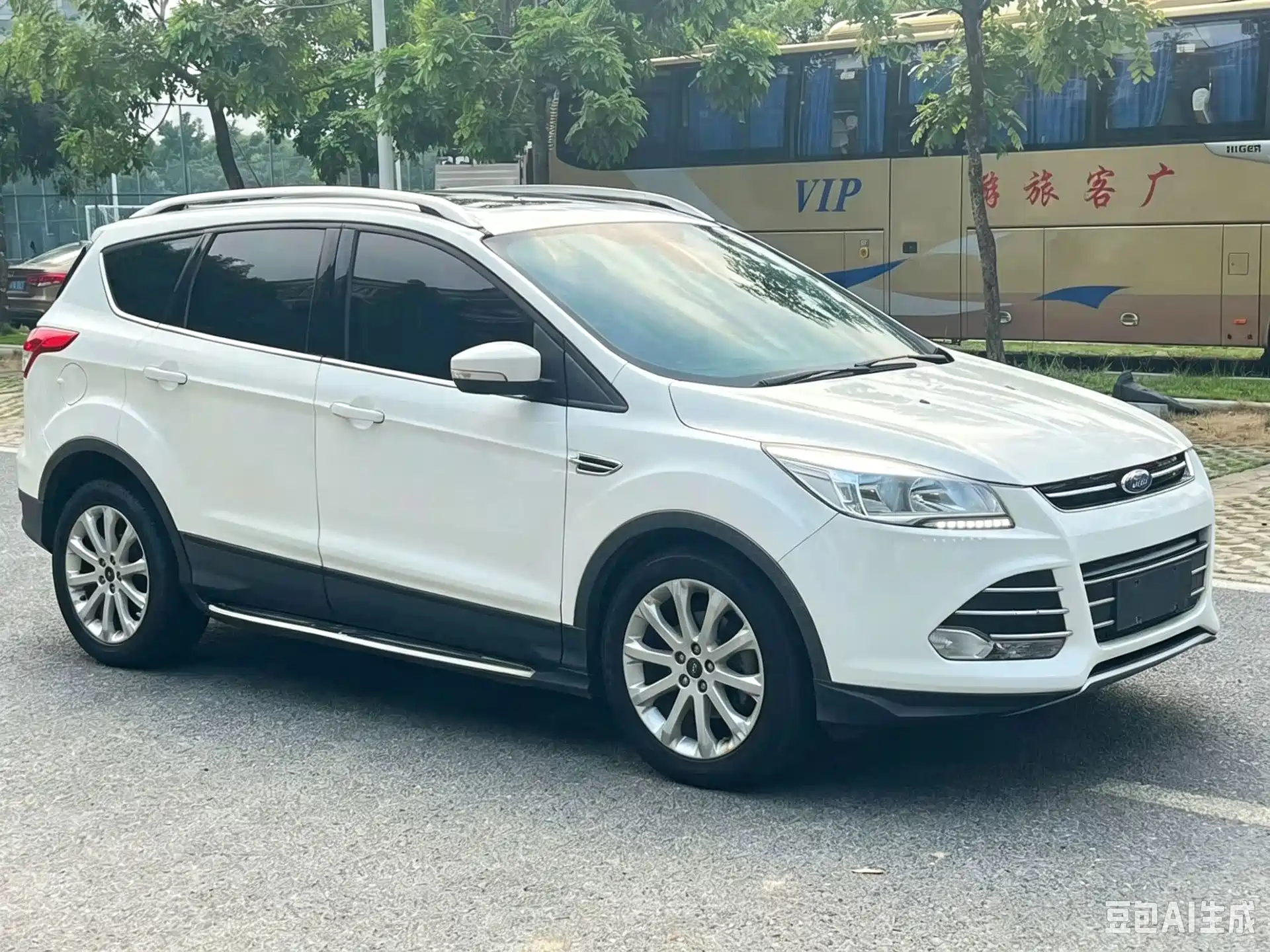 Photo 3 - Ford Kuga