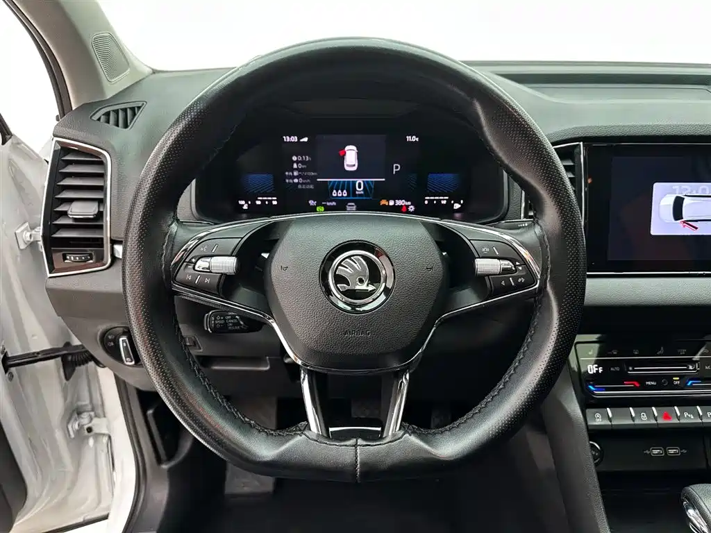 Škoda Karoq 2023 TSI280 Smart Edition фото 17