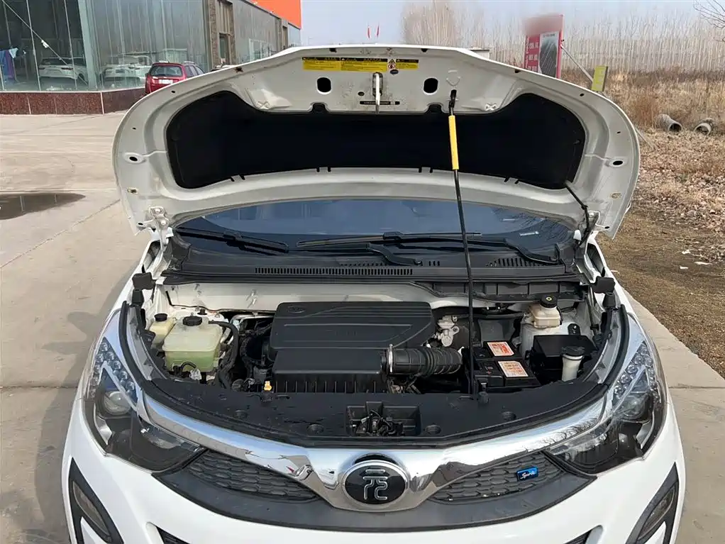 BYD Yuan 2017 1.5L Auto Cool Connect фото 17