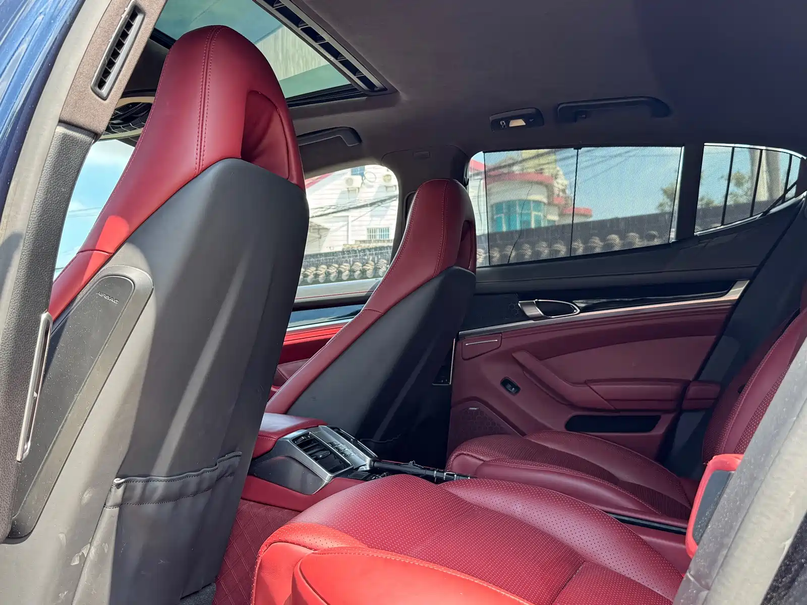 Фото 5 - Porsche Panamera