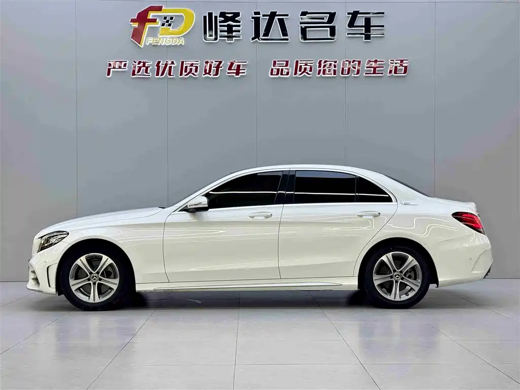 Mercedes-Benz C-Class 2019 C 260 L Sport фото 2