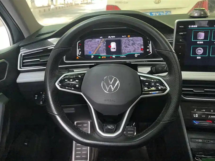 Volkswagen Tiguan L 2022 330TSI Auto 2WD R-Line Premium Edition фото 15