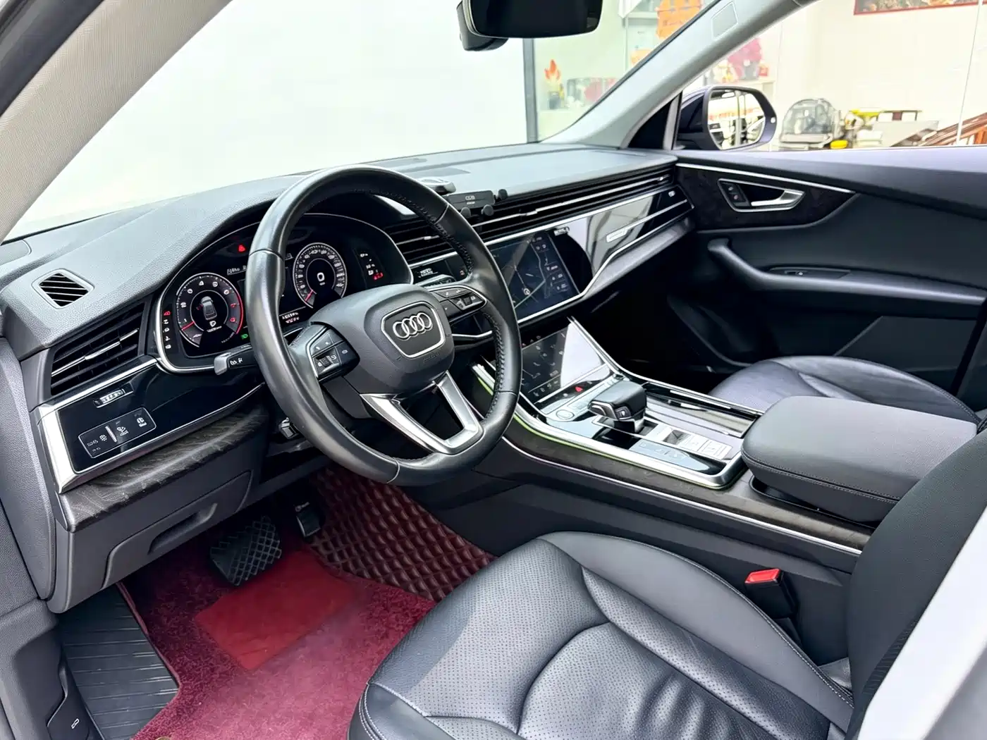 Audi Q8 2020 2021 Model 55 TFSI Luxury Dynamic