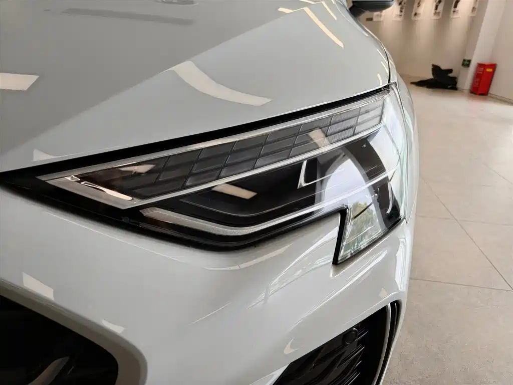 Photo 17 - Audi A3