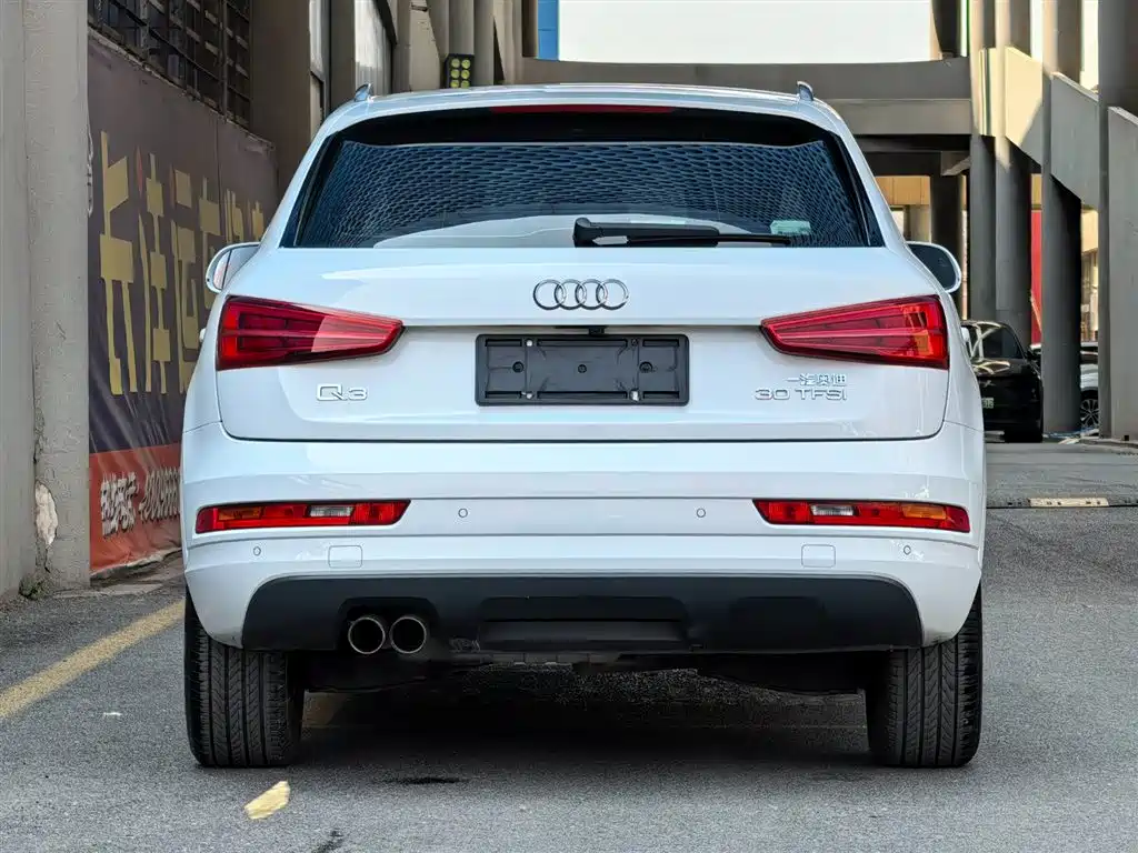 Audi Q3 2018 30th Anniversary Edition 30 TFSI Fashion фото 4