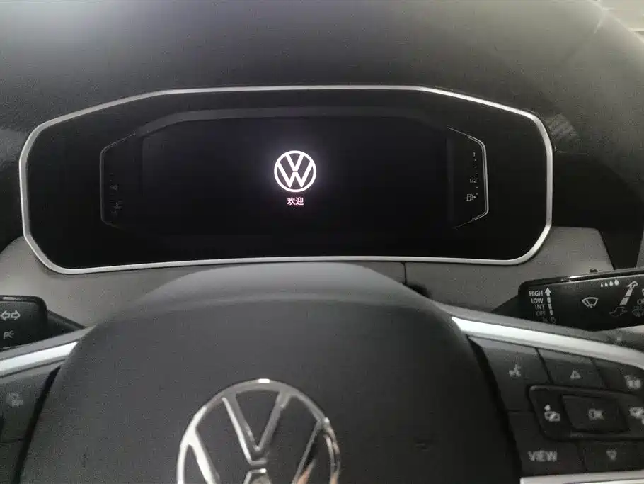 Volkswagen Tayron 2024 300TSI 2WD Luxury Plus Advanced фото 14