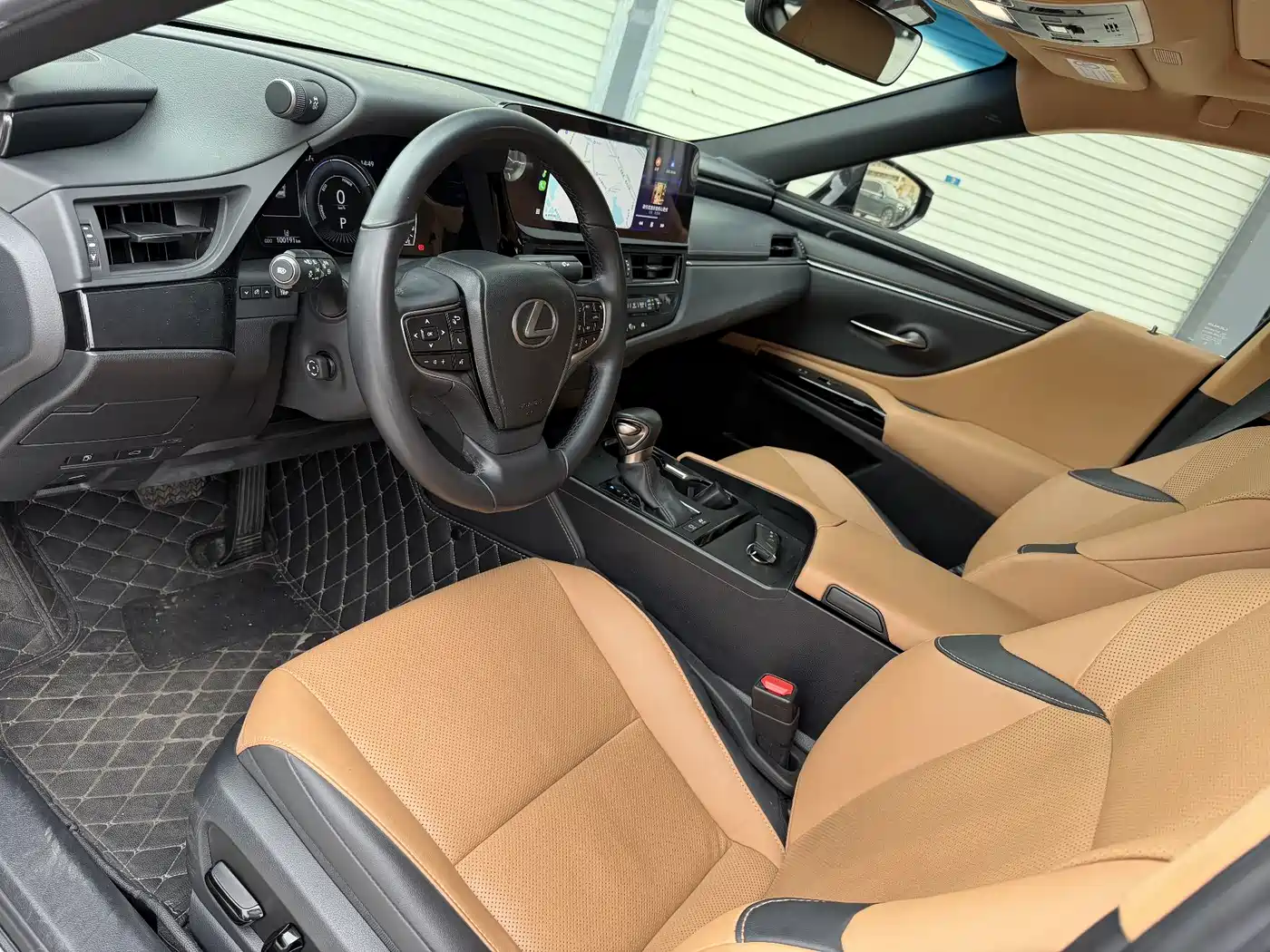 LEXUS ES