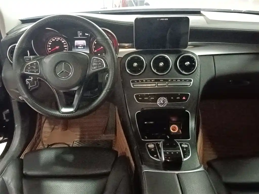 Mercedes-Benz C-Class 2017 Facelift C 200 L Sport Edition фото 10
